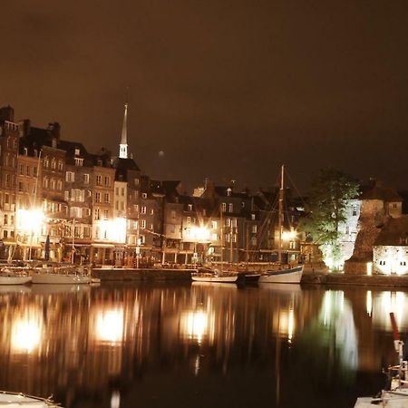Cosy Maison 3 Chambres Honfleur Jardin, Parking Prive Et Jacuzzi المظهر الخارجي الصورة